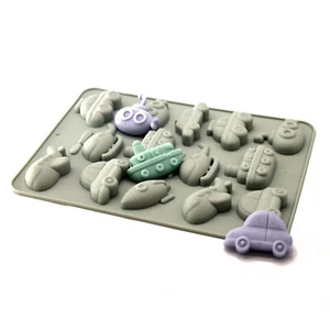 Coche Barco Helicóptero Cohete Jabón Silicona Molde Crayón Chocolate Gelatina Niños Ducha - Imagen 1 de 5