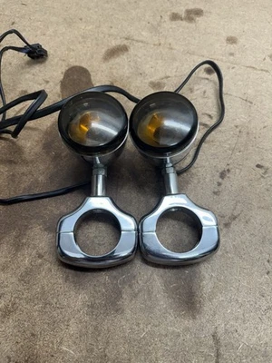 OEM Harley Davidson Softail 41 mm abrazadera señales de giro - 6 pines - lente de humo Foto 1 de 4