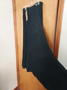 NEW Painted Pony Full Length Black Skirt Crinkle Full Circle One Size Boutique - Picture 1 of 7
