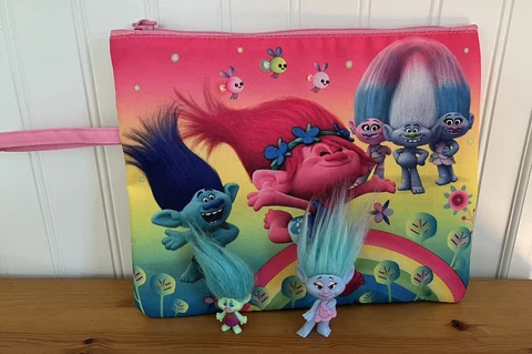 Dreamworks Animation Trolls Beach Bag and Two Trolls (C-3632A) Cover