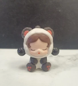 POP MART POP BEAN Pajama Party Series Figure 'Skullpanda' - Picture 1 of 1