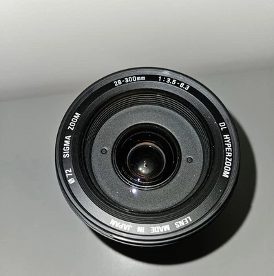 Lente SIGMA ZOOM 28-300 mmD Foto 1 de 4