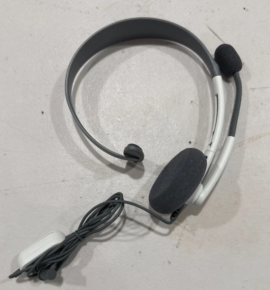 MICROSOFT OEM XBOX 360 OFFICIAL WIRED CHAT HEADSET W/ BOOM MIC WHITE - Image 1 of 2