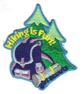 Girl Scouts ¡EL SENDERISMO ES DIVERTIDO! Divertidos Parches GUÍAS SCOUT Mochila Trail Group Millas - Imagen 1 de 1