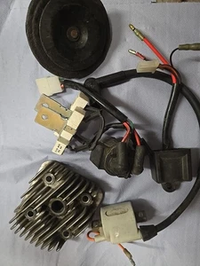 Rex Escape Teile. - Bild 1 von 2