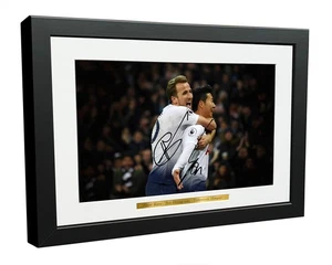 12x8 A4 Firmado Harry Kane Son Heung min Tottenham Hotspur Spurs Autografiado P... - Imagen 1 de 2