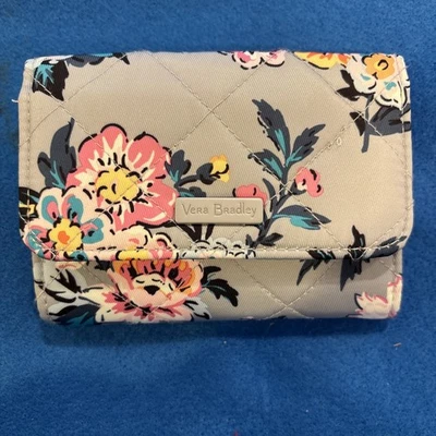 Cartera compacta Vera Bradley icónica RFID Riley triple pliegue floral gris nueva con etiquetas -🎁🎅 Foto 1 de 4