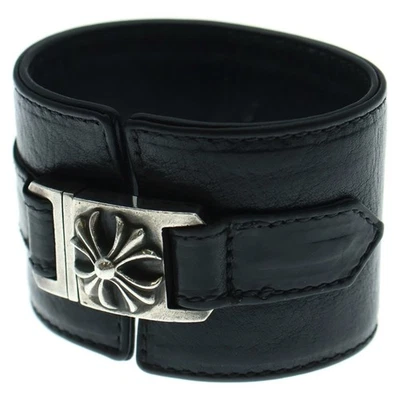 BROCHE ARNÉS CORAZONES CROMADOS Pulsera Ancha Cuero Plata Negro Usado 09f6ce17fa4a Foto 1 de 4