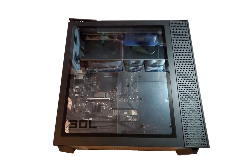 HP Omen 30L Gaming PC Computer Case with Mother Board and Liquid Cooler - Image 1 of 4