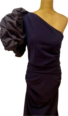 CHIARA BONI LA PETITE ROBE ONE-SHOULDER RUFFLE-SLEEVE TRUMPET GOWN IN DARK BLUE Foto 1 de 4