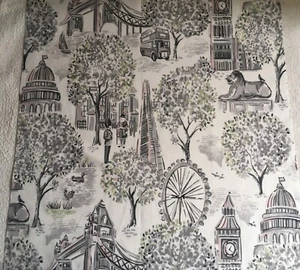 Square London Toile Grey Cath Kidston Lightweight Cotton Fabric New Assorted SZ - Picture 1 of 6