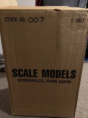 1:8 ERTL SPECIAL EDITION SIGNED BY JOSEPH L ERTL ALLIS CHALMERS WD-45 - Image 1 of 4