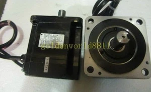 Servomotor SGMPH-04AAA4C 400W buen estado para uso industrial - Imagen 1 de 6