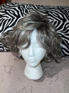 STYLE by Jaclyn Smith Malibu Waves Wig A5015 Large Gorgeous, Mint Condition! - Picture 1 of 12