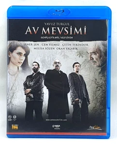 Av Mevsimi Blu-Ray, 2010 Yavuz Turgul, Cem Yilmaz, Crime All Regions Turkish - Picture 1 of 4