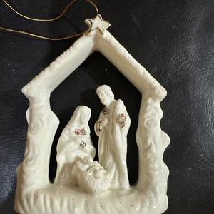 Vintage Bone China Nativity Scene With Gold Trim Ornament - Picture 1 of 5