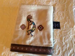 AVANTI KOKOPELLI BATH TOWEL BEIGE 27"X 50" NEW - Picture 1 of 5