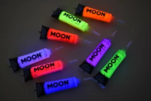 Pintura facial y corporal de neón reactiva de neón Moon Creations intensa UV Blacklight con cepillo - Imagen 1 de 21