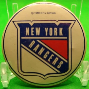 "Pinback de hockey vintage con logotipo de los New York Rangers de 1,75" NHL - Imagen 1 de 2