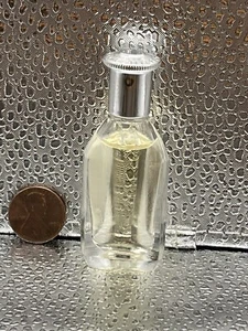 Tommy Girl by Tommy Hilfiger .25 oz Eau de Toilette Splash NEW Mini Travel size - Picture 1 of 3