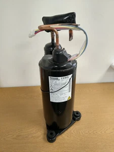 Compresor de desplazamiento Panasonic CU-5Z90TBE 9KD240XBB21 R32 - Imagen 1 de 6