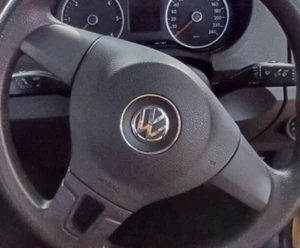 VOLKSWAGEN AMAROK STEERING WHEEL AIRBAG MY 2010 TO 2022 - Picture 1 of 1