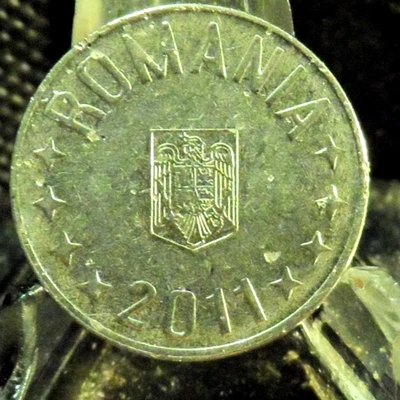 CIRCULATED 2011 10 BANI ROMANIAN COIN(80519) - Image 1 of 4