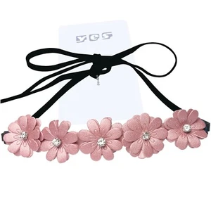 schönes Blumenkranz Haarband Stirnband Blume Strass Größe ist verstellbar SOLIDA - Bild 1 von 2