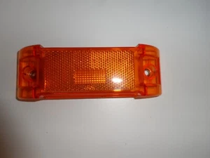 Roadpro Lights Lenses RP-21002A Refl. Sealed Mrkr Lt/amber/6 .in X 2 - Picture 1 of 5