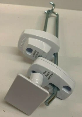 BOX OF 25 INVUE SECURITY LOCKING HOOK 10.25 INCH SFL01 - NEW ORIGINAL BOX NO KEY