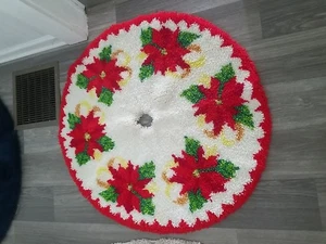 Herrschners® Weihnachtsstern Baum Rock Riegel Haken Teppich fertig - Bild 1 von 14