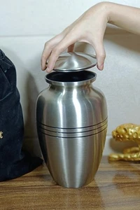 Klassische Silber Einäscherungsurne - elegante Messing Trauerurne für Asche, - Bild 1 von 14