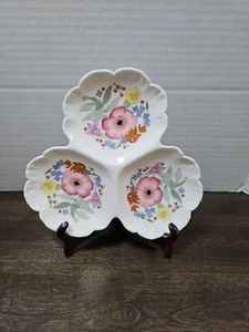 Plato trébol Wedgewood "Meadow Sweet" hecho en Inglaterra - Imagen 1 de 5