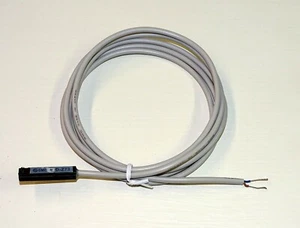 NEU SMC D-Z73 Reedschalter - Schalter - Näherungsschalter - Luft Pneumatikzylinder - Bild 1 von 3