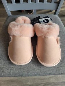 Bedroom Athletics Women's Molly Double Faced Sheepskin Slippers Pink - L UK 7/8 - Picture 1 of 4