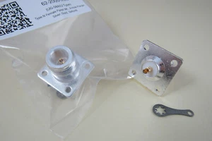 Montaje en panel Silver Gold Teflon® tipo N hembra de 4 orificios   - Imagen 1 de 5