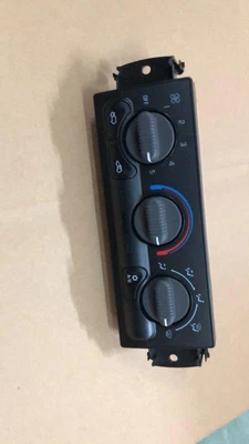Módulo de control de climatización HD para Chevy GMC Sierra Silverado Tahoe 1500/2500 1999-2002’ Foto 1 de 4