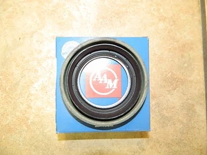 GM OEM Rear Differential Pinion Seal 2014+ Chevy 1500 9.5 9.76 12 Bolt 2015 2016 - Picture 1 of 2