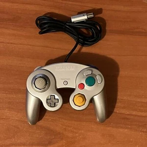 Genuine Silver Nintendo Gamecube Controller - Official Nintendo Tested & Clean - Picture 1 of 6