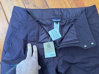 Nuevo con etiquetas Pantalones de nieve Patagonia para hombre aislados en polvo ciudad esquí en ciruela obsidiana talla L Foto 1 de 3