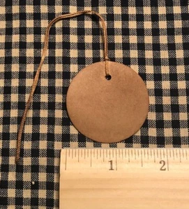 100 Primitive Coffee Stained CIRCLE ROUND 1-3/4" Hang Tags Price Gift Farmhouse - Picture 1 of 1