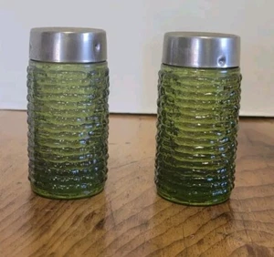 Juego de sal y pimienta aguacate Soreno Anchor Hocking vintage 3,5" MCM Grandmillenial - Imagen 1 de 6