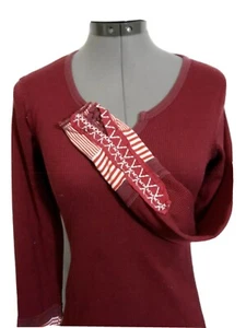 BKE Crochet Cuff V-neck T-shirt top XS Burgundy Sexy Boho Long sleeve Festival - Picture 1 of 7