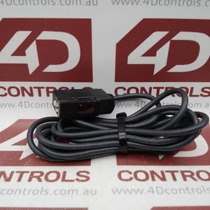 E3S-AR61 | Omron | Photoelectric Switch, 10-30VDC, 2M Cable , Used - Picture 1 of 2