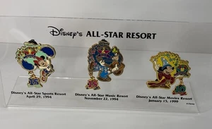 Disney All Star Resort Pins Lot – Sports, Music 1994 & Movies 1999 - Bild 1 von 7