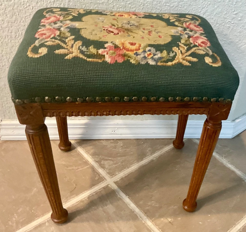 ANTIQUE EASTLAKE VICTORIAN LOUIS XVI  WALNUT NEEDLEPOINT FOOTSTOOL OTTOMAN 1880s - Image 1 of 4