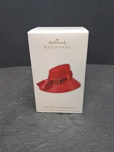 ❤️ Hallmark Weihnachtsschmuck Andenken 2012 "Looking Good For The Lord" rote Mütze - Bild 1 von 10