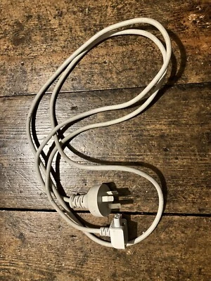 Genuine Apple Macbook AU NZ Mains Power Extension Cable Lead 1.8 Metre - Image 1 of 2