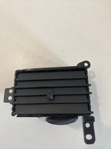 Jeep Patriot Air Vent Front Left Side 10070482Aa Genuine 2.4 2008 - Picture 1 of 6