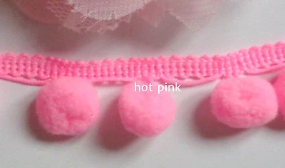 Flecos Pom Pom, aproximadamente 1" de ancho (bola de pom 1/2") seleccionar color precio para 1 yarda Foto 1 de 3